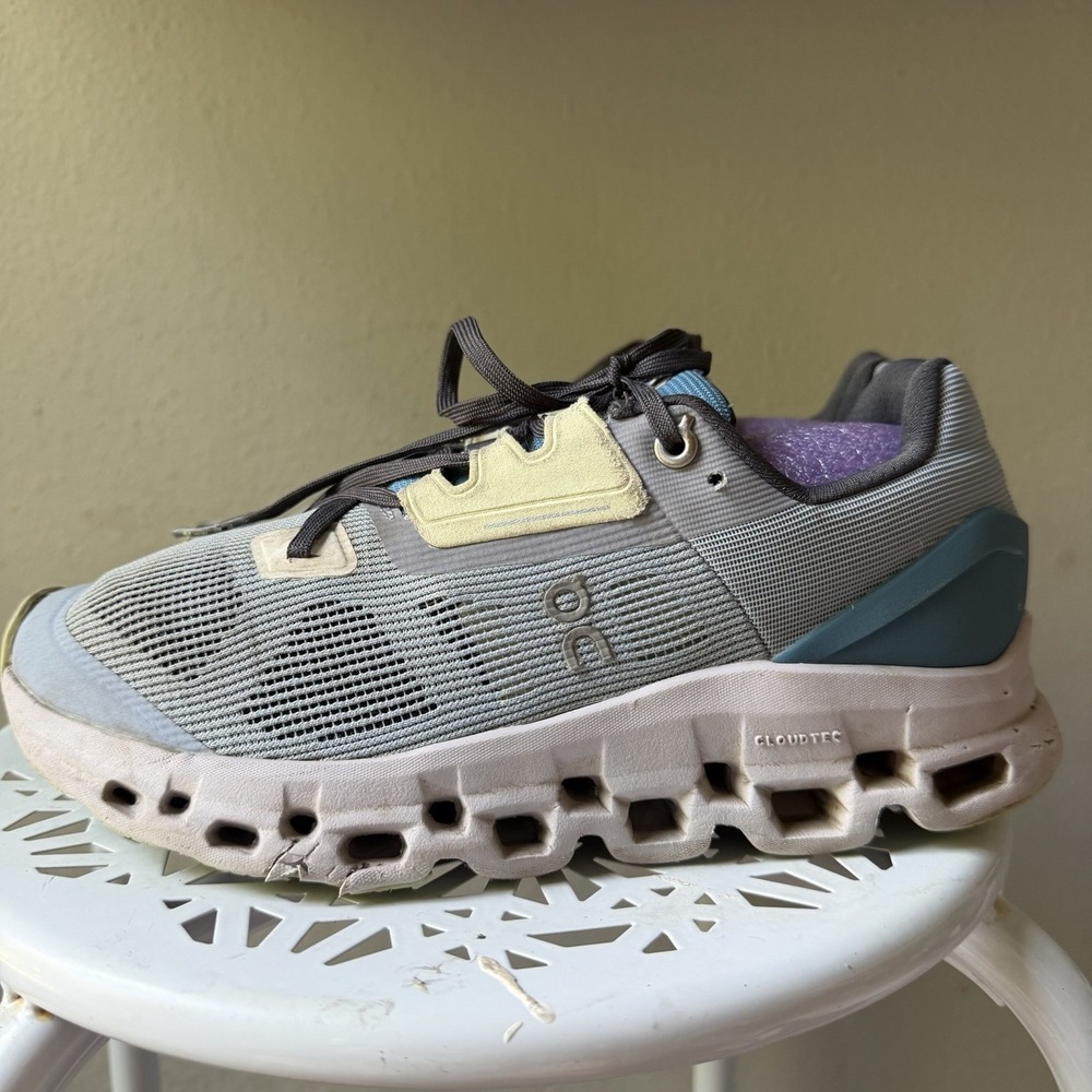 On Running Cloudstratus Chambray Lavender Womens 7.5 Running Shoes 39.98658